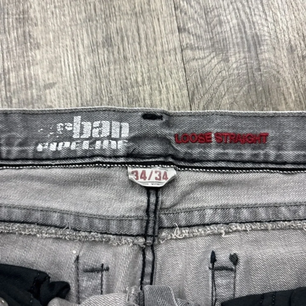 Urban Pipeline Loose Straight‎ Faded Grey Jeans